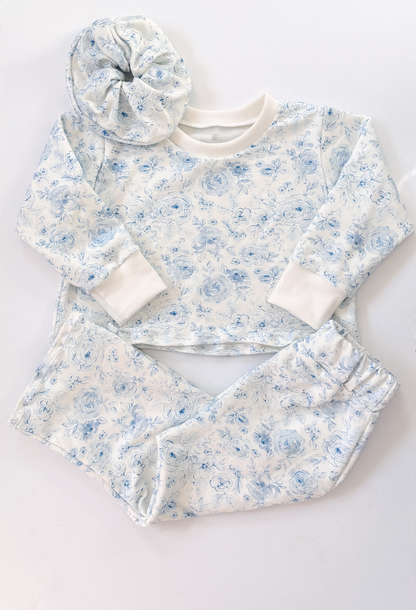 Girl's Blue Spring Floral Lounge Set