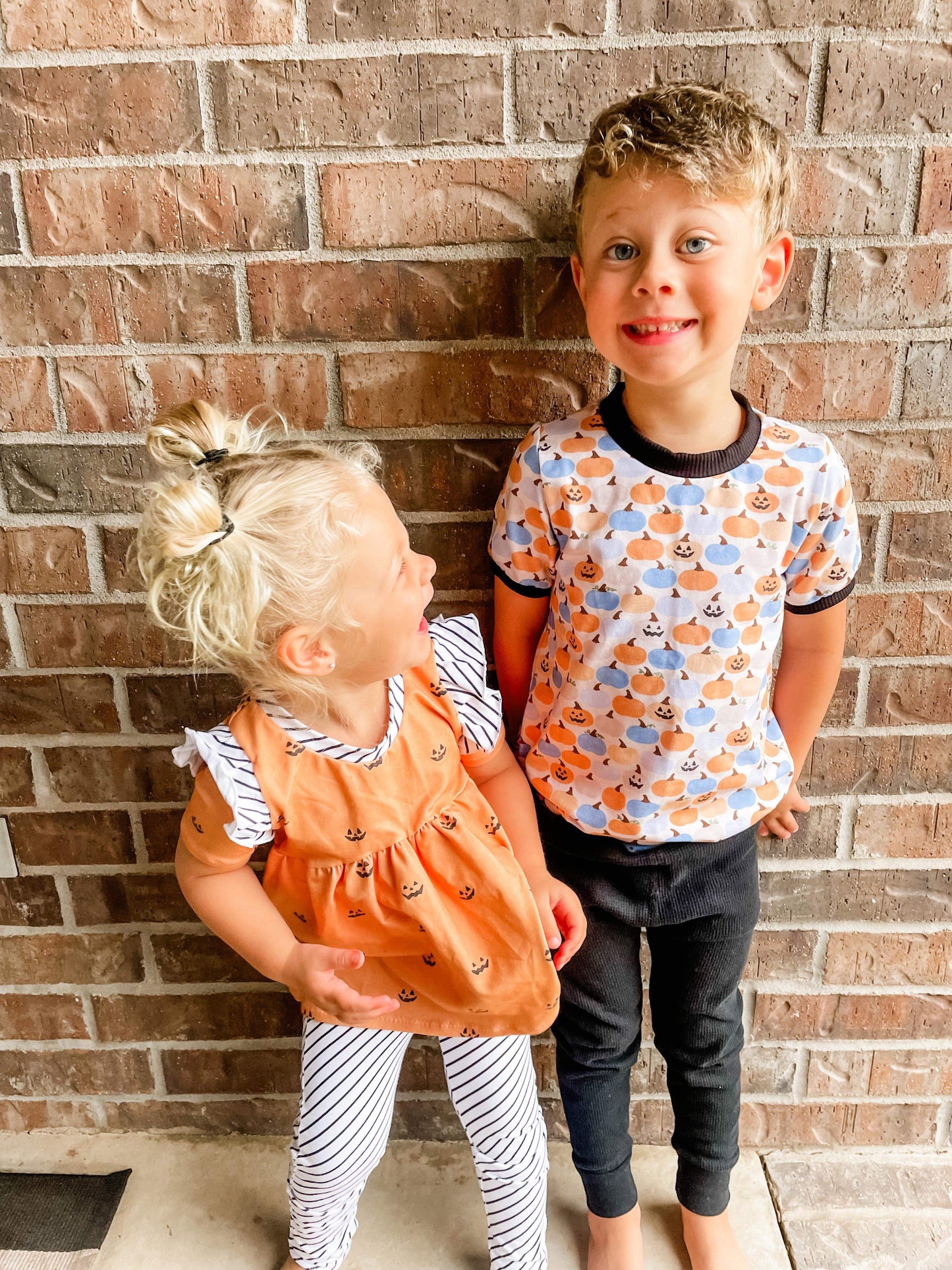 Girl's Halloween Pumpkin Faces Outfit